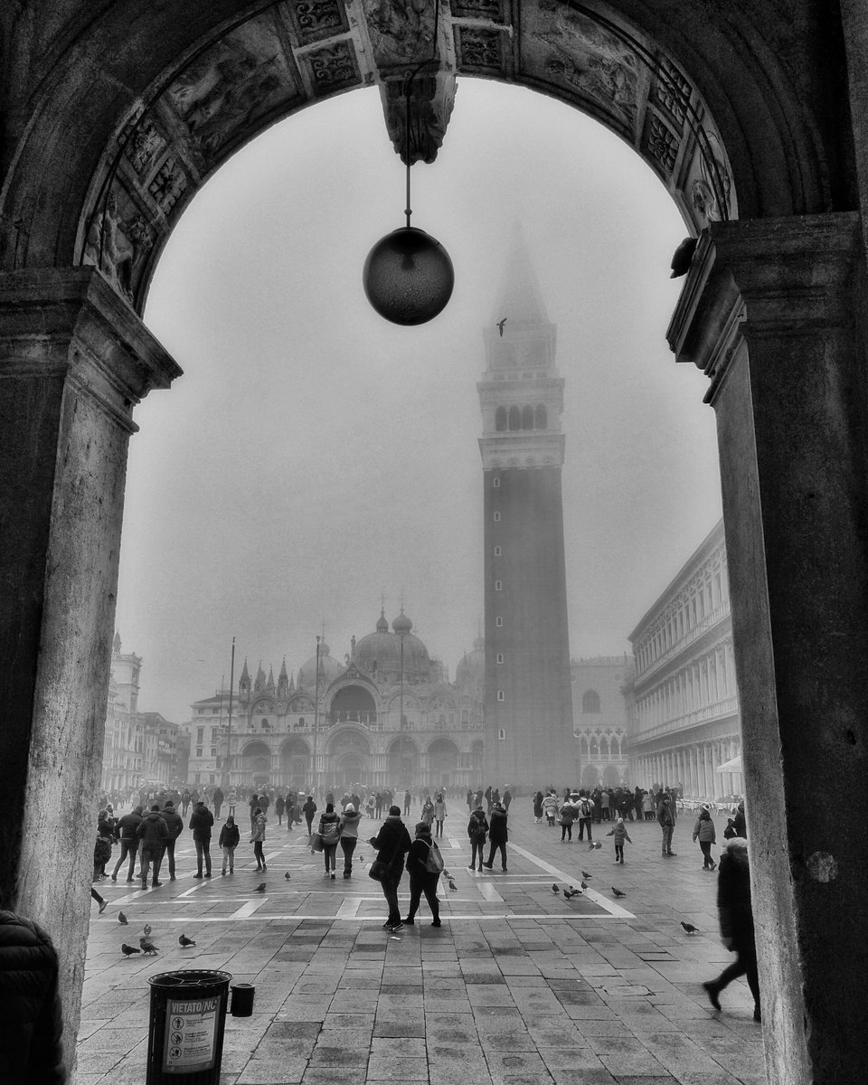 merifabbro's tweet photo. #Venezia #Venice #love https://t.co/CDzuZlVBhg