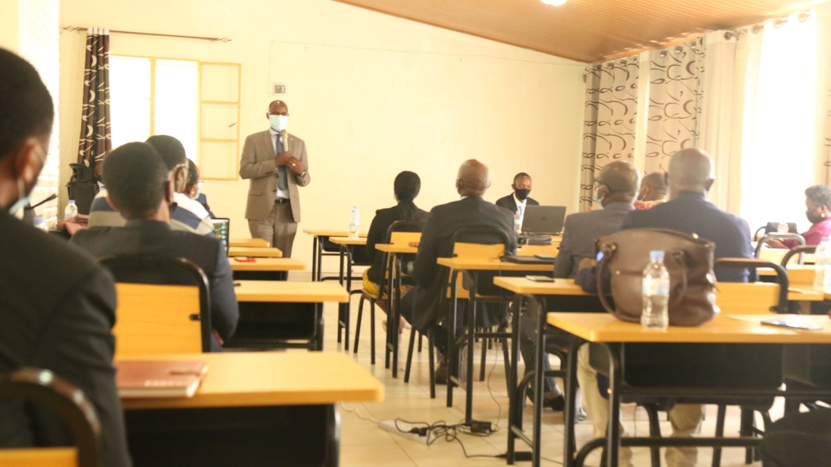 LegalPracticeRW's tweet photo. Happening now @mdkayihura, the Rector of @LegalPracticeRW is opening the #Executivemode 7th intake. Around 30 participants will attend this 10 months program that studies at Kigali's office https://t.co/BXBb8QwwIq