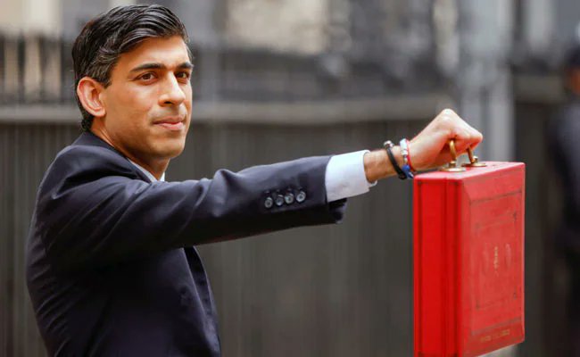 AgencyLeightons's tweet photo. RISHI RUBBER STAMPED A STAMP DUTY HOLIDAY EXTENSION!
https://t.co/o8RlPOFN3O https://t.co/y5f3jIcsp6