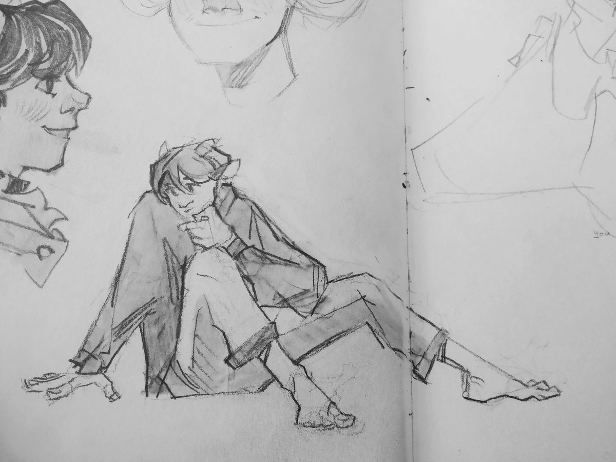 Also here's some sketches I did on boring classes:D
#dreamsmpfanart 