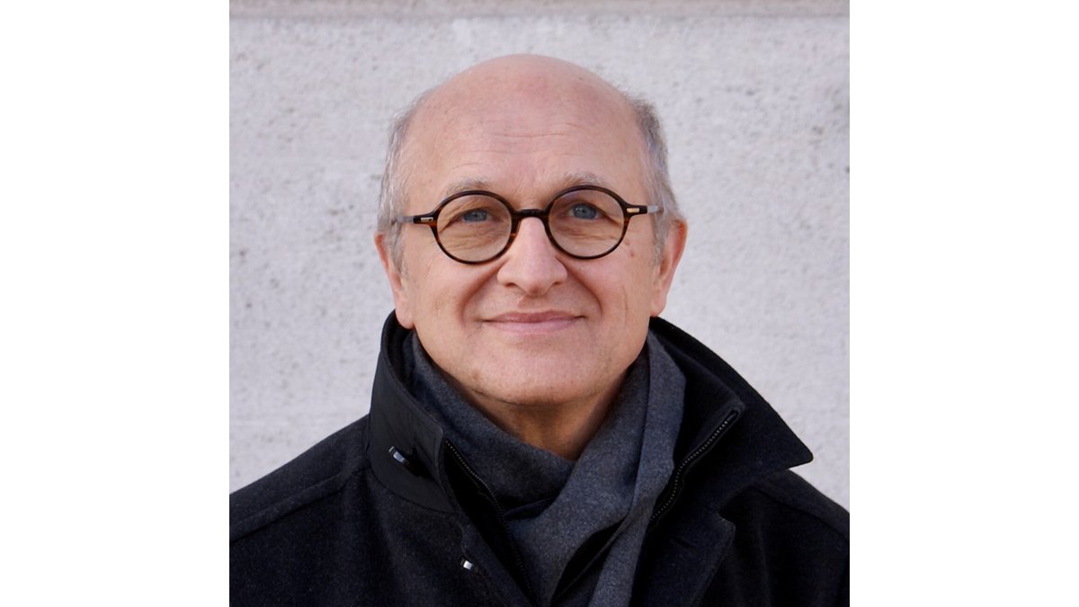 👏 Félicitations à <a href="/PierreSoubeyran/">Soubeyran Pierre</a>, porteur du projet <a href="/OncosphereNA/">Oncosphère</a>, devenu membre de l'<a href="/AcademieMed/">Académie royale de Médecine de Belgique</a>. 
Retrouvez son intervention 👇