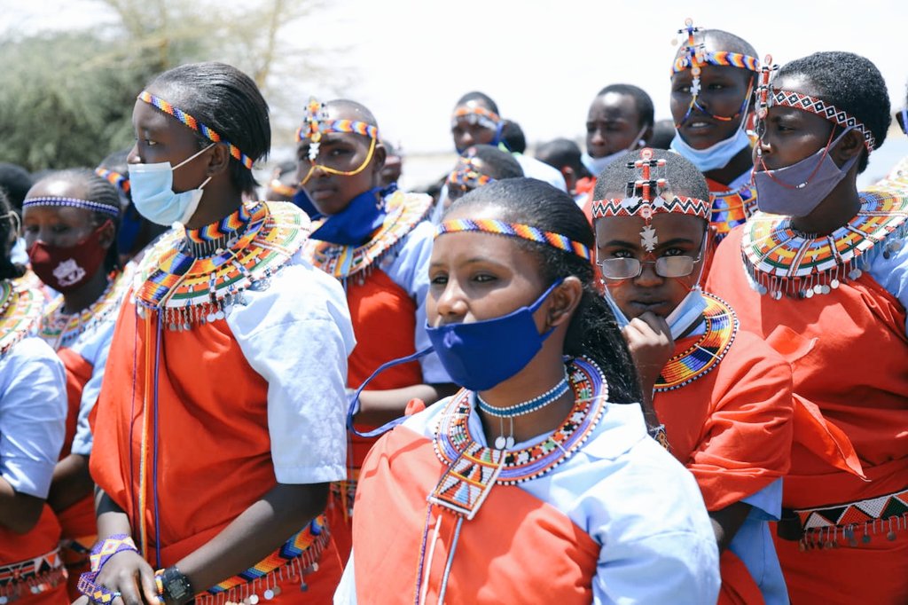 lizzientonjira's tweet image. Young people from all walks of life applaud this bold landmark declaration by Samburu elders to #EndFGM and #EndCEFM @Amref_Worldwide @Amref_Kenya @USAIDKenya @UNFPAKen @CIFFchild @daktari1 @NdiranguWanjuki @NiceLengete @JulesMwabe