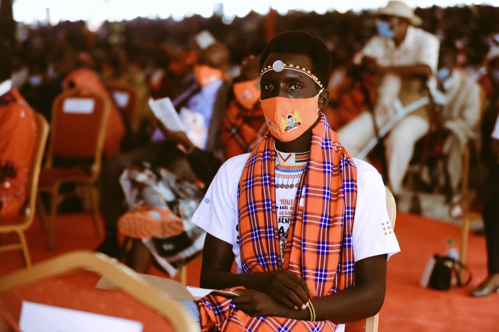 lizzientonjira's tweet image. Young people from all walks of life applaud this bold landmark declaration by Samburu elders to #EndFGM and #EndCEFM @Amref_Worldwide @Amref_Kenya @USAIDKenya @UNFPAKen @CIFFchild @daktari1 @NdiranguWanjuki @NiceLengete @JulesMwabe