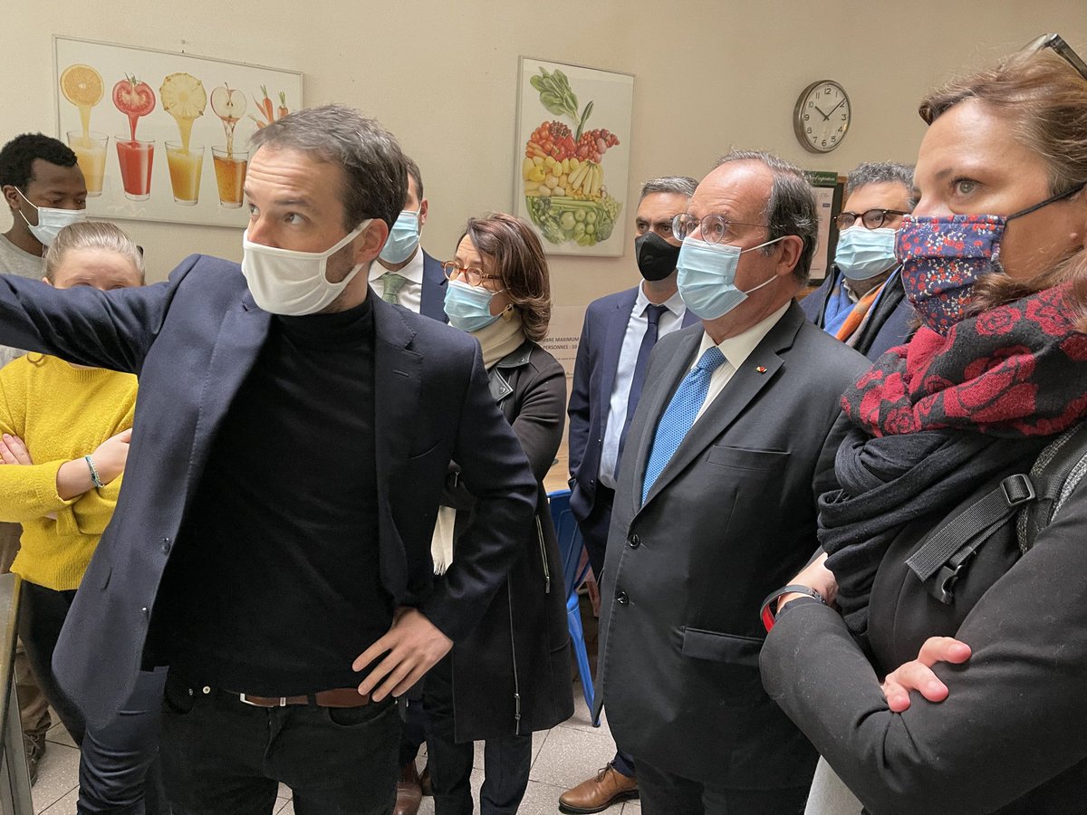 Merci ⁦<a href="/LaFrancesengage/">La France s'engage</a>⁩ ⁦<a href="/fhollande/">François Hollande</a>⁩ pour le soutien de notre projet numérique vers les précaires ⁦<a href="/ReconnectCloud/">Reconnect</a>⁩ ⁦<a href="/GroupeSOS/">Groupe SOS</a>⁩ en présence d’élus parisiens ⁦<a href="/dburkli/">Delphine Bürkli</a>⁩ ⁦<a href="/leafiloche/">Léa Filoche</a>⁩ #solidarites ⁦@chantal_mir⁩ ⁦<a href="/vincentdall1/">VincentDallongeville</a>⁩