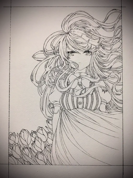 ミリペンで描いたらなんとか描けました…!
ここからどうしようかな～って考えてます?
色塗っちゃおうか影描き込もうか? 
