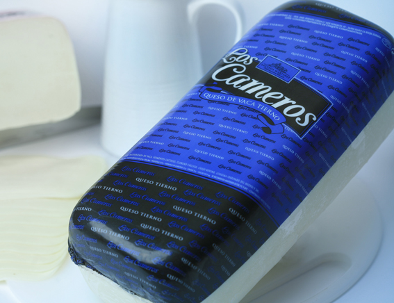 quesocameros's tweet photo. Nuestras 𝗯𝗮𝗿𝗿𝗮𝘀 𝗱𝗲 𝗾𝘂𝗲𝘀𝗼🧀 𝗱𝗲 𝘃𝗮𝗰𝗮🐄 𝘁𝗶𝗲𝗿𝗻𝗼 están elaboradas con leche de vaca de la más alta calidad🔝 y procedente de nuestro entorno más próximo.
Sin perder su sabor original!!
#QuesoLosCameros #QuesoDeBarra #QuesoTierno #QuesoDeVaca #QuesoLight https://t.co/zqt7WNUZb6