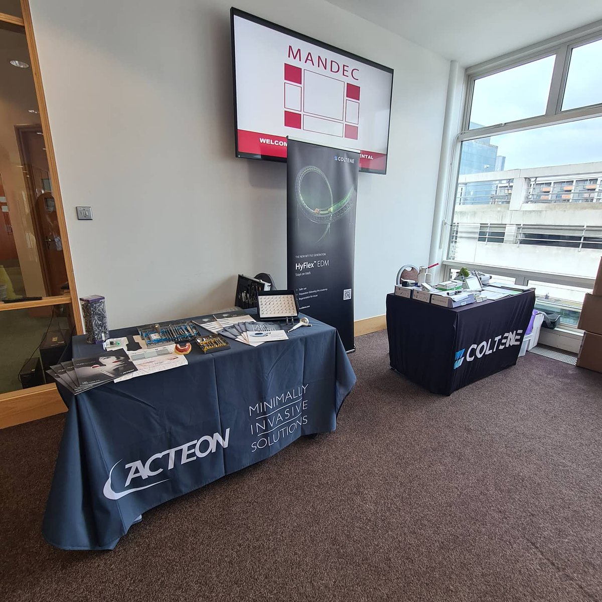 MANDEC_Centre's tweet photo. Look who's joined us today for another course at mandec 👀
@COLTENE_UK
@ActeonUK
#dentaleducation #universityofmanchester #endontics #dentalcourses #dentalhygienist #orthodontist #dentalhygiene #dentalimplants #dentalphotography #dentalassistant #dentalschool #coltene #acteon https://t.co/rkxT9oi9KH