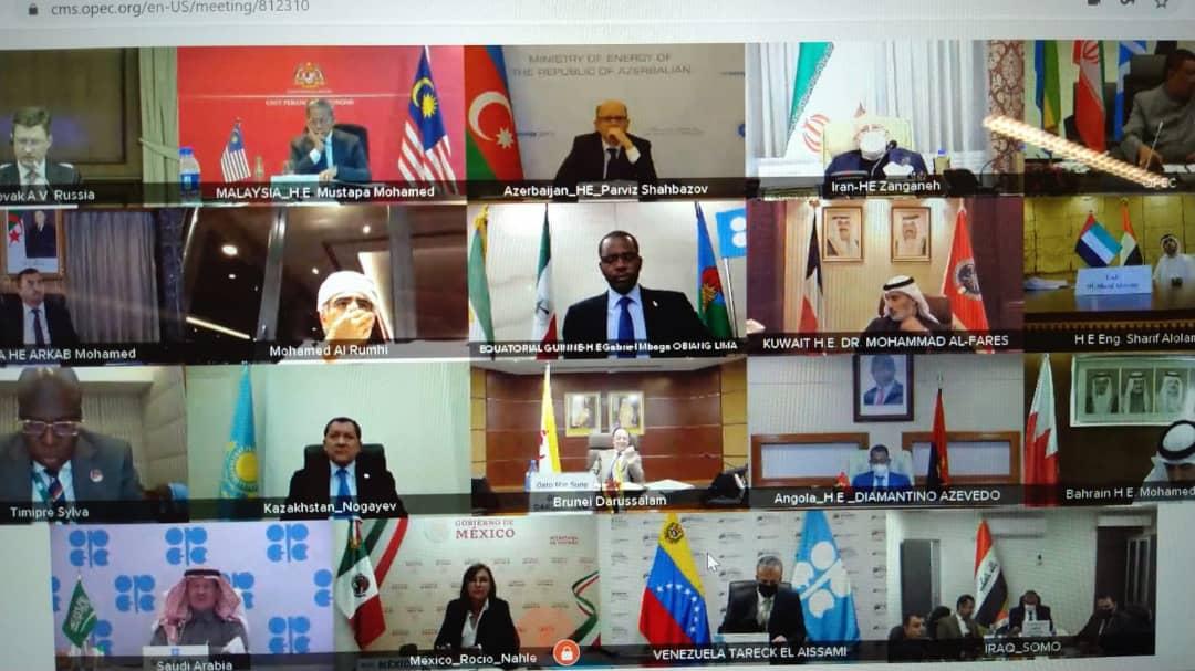 egmmh's tweet photo. El Ministro de Minas e Hidrocarburos @GabrielObiang  asiste a la 14ª Reunión Ministerial de OPEC y OPEC+ vía Videoconferencia, para analizar la estabilidad de los mercados del Petróleo, así como garantizar un equilibrio entre la demanda y la producción a nivel global.@AhoraEg https://t.co/5ta3gNI3Xq