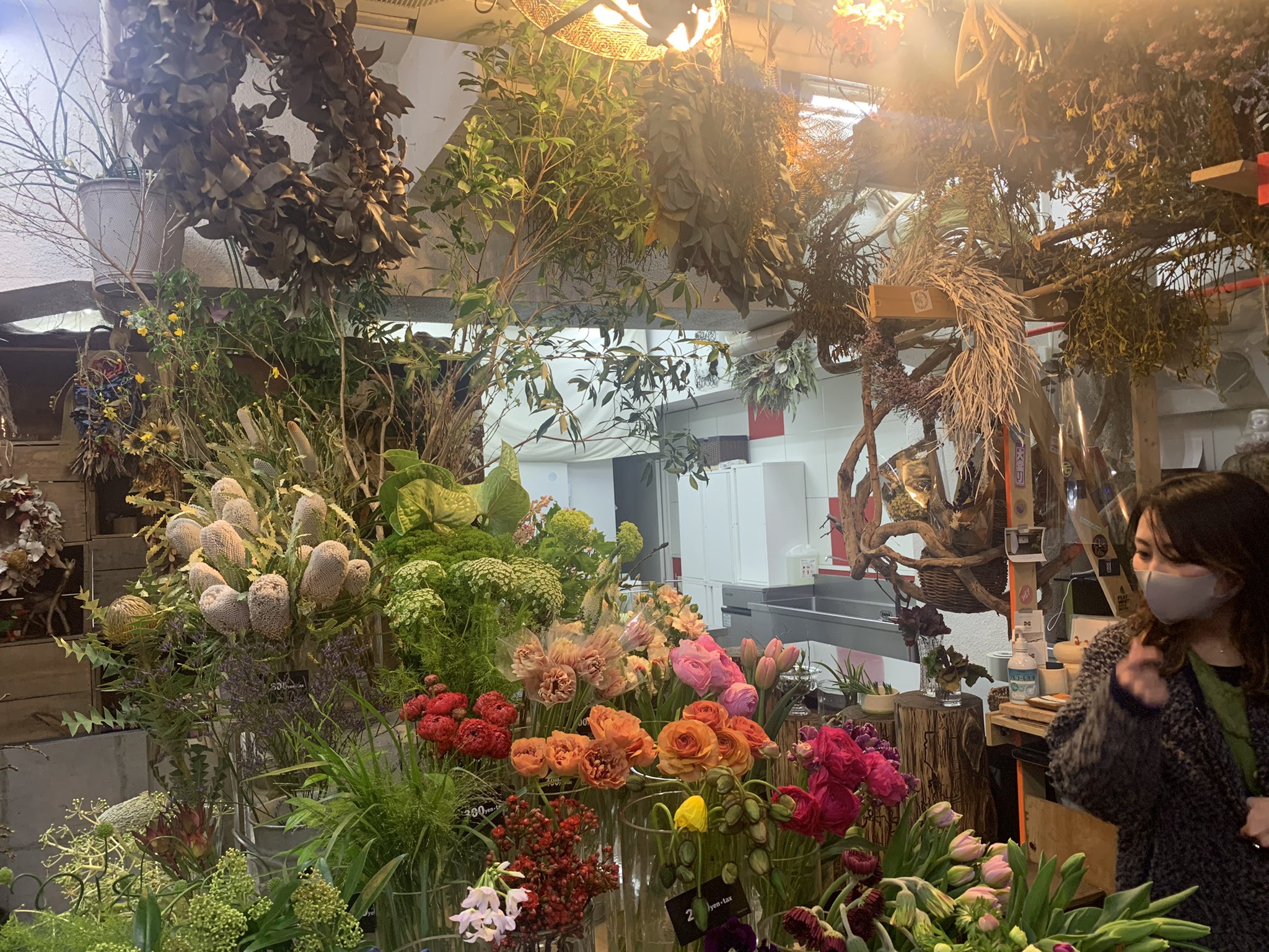 庭ニ咲ク人ノ力 Limted Shop Popup Shop Gallery 前回 イベントに参加してくれたお花屋さんの フロリコさんにきました お花が個性的で 店もかわいい 国分町の稲荷小路のとこだよ T Co Iad3fqkysw Twitter