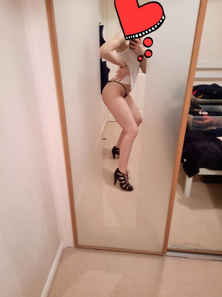 AsheFausta's tweet photo. @OnlyFansDate @OnlyFansGainSub FREE subscription!! 💦😘🍑
https://t.co/aeoxD1im0o https://t.co/naaNj8X1Dt