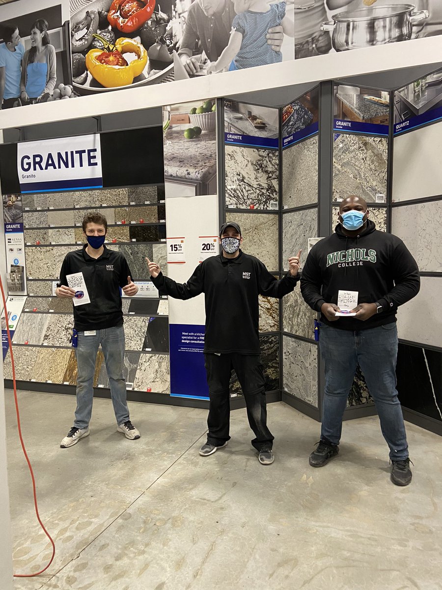 MsmCraig1889's tweet photo. Recognizing Lucas &amp; Wilson 2 members of mst overnight team @1287West that came to help with setting spring. Couldn’t be more Happy &amp; Grateful for these 2.A Thank you isn’t enough but we on the Hill @1889Lowes appreciate everything you do! @MattDanik @AndrewN_Lowes @JacobLowes1287 https://t.co/AqFR9Xg7jk