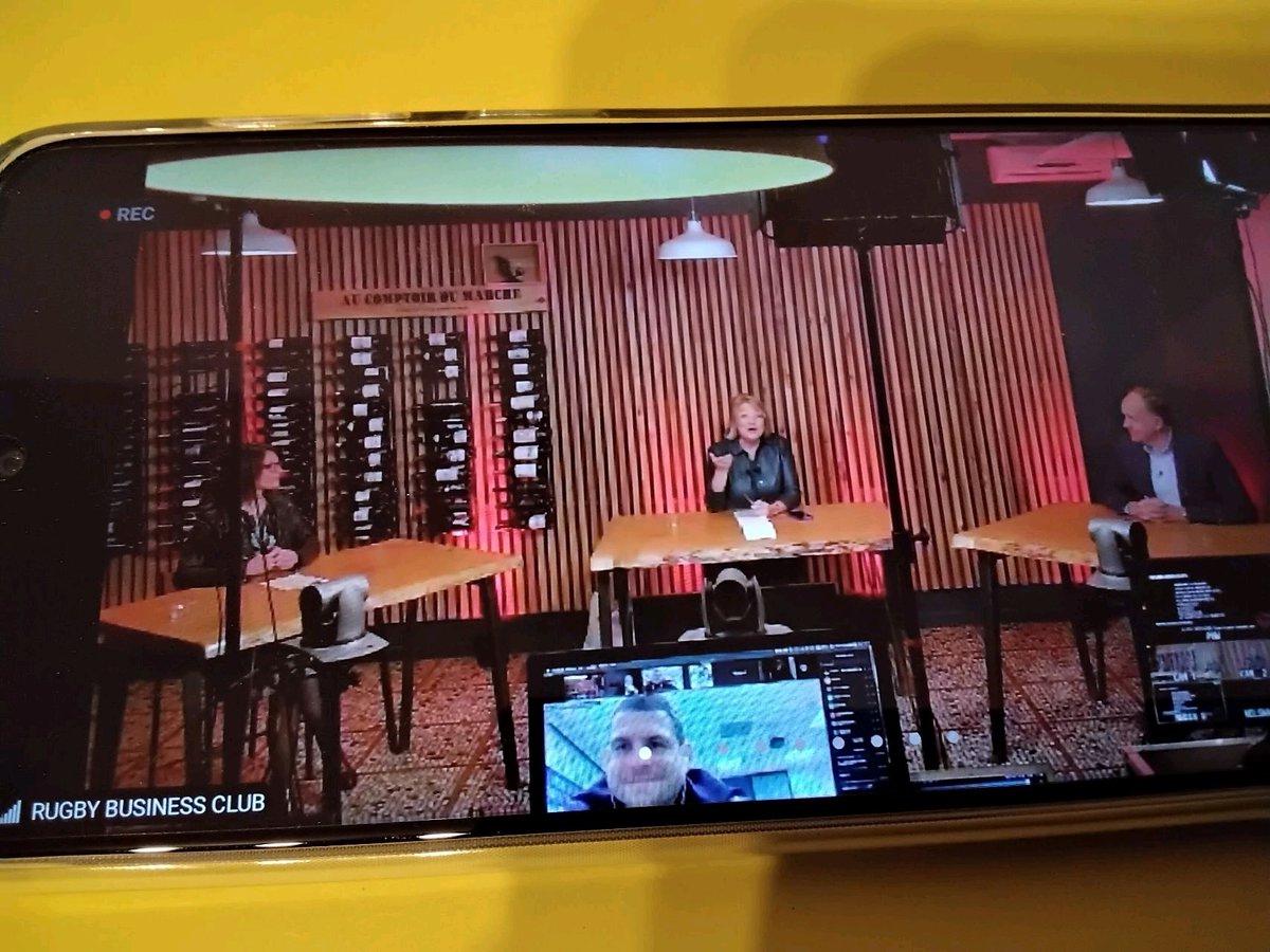 Sport et Entreprise : re-mobiliser dans l'adversité. Un webinaire animé hier par Aurélie GUÉNANT avec le témoignage de Stéphanie NADAUD, DRH CMSO. Respecter et apprivoiser ses émotions, écouter ses intuitions....pour transformer une contrainte en opportunité. Vivement le Replay !