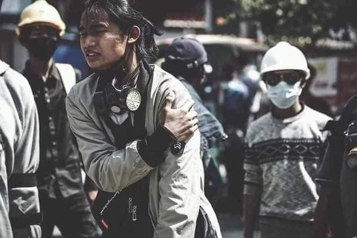 These pictures scream sorrow, vexation, fatigue plus a thousands of unexplained emotions. We just demand our peaceful days with our elected government where we have our own rights to live up in the society. 

#WhatsHappeningInMyanmar  #Mar5Coup #WeNeedR2PInMyanmarU