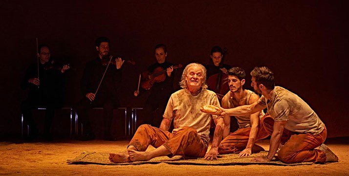 autenticoteatro's tweet photo. .@TEATROCLASICO #Elprincipeconstante Honor,lealtad,amistad,vida,muerte,amor,cautivos,verdugos y un EXCELSO #LuisHomar q eclipsa todo el buen hacer del resto elenco #JoseJuanRodriguez ESTUPENDO #Muley #BeatrizArguello DULCE/TRISTE #Fenix @jorgevarandela MAGNÍFICO gracioso #Brito + https://t.co/pwdzKzl8FC