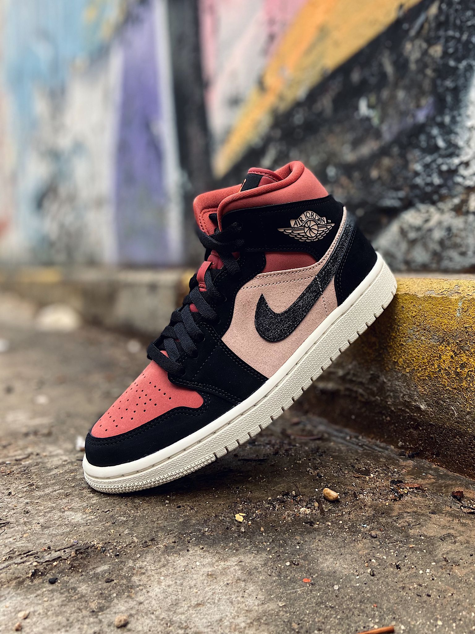 Sportown on Twitter: "Air Jordan 1 'Burgundy &gt; De la 36 a la 42 &gt; Modelo disponible Sportown Fuencarral Corre a por tu antes de que se agoten. #