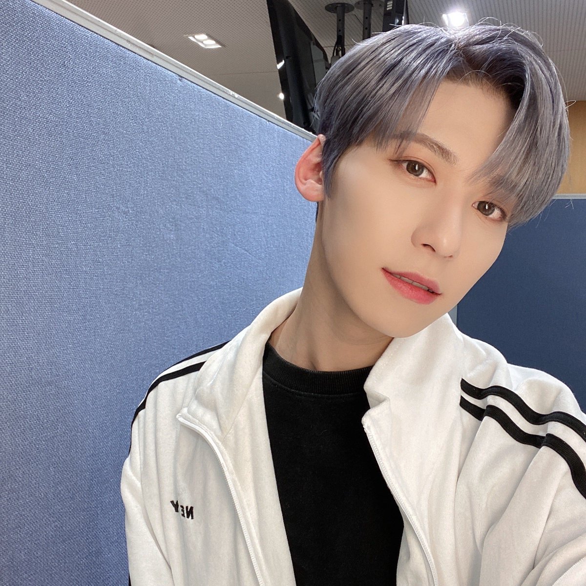 official_ONEUS's tweet photo. [#건희] ⛄️🌨⛄️🌨 https://t.co/WFWQWDSVeg