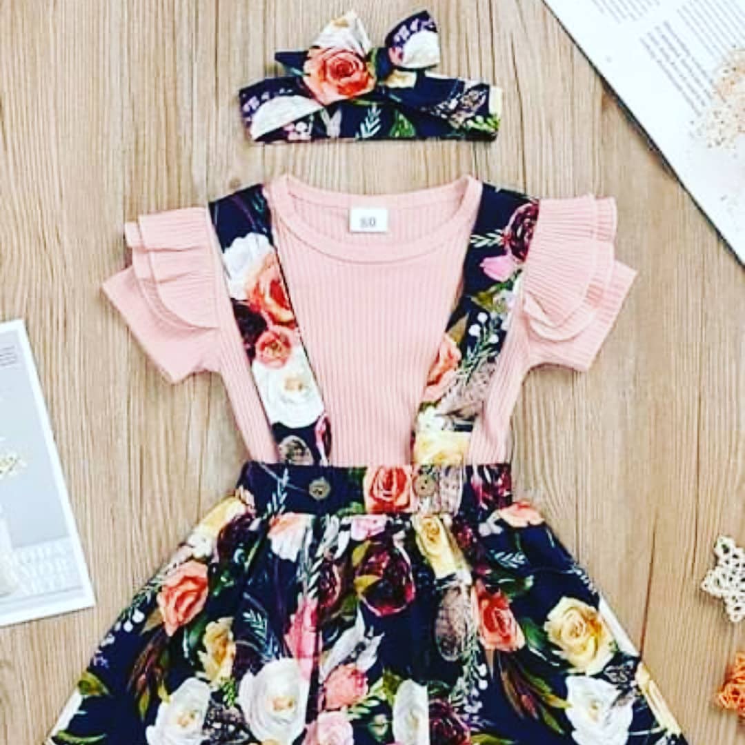 Kasi_Baby_Clo's tweet photo. 1st pic is the picture the client sent, next pictures are what we cooked saying we get proud everyday of what leaves our studios everytime is an amazing feeling ππ
#GirlsDesigns #Style#Fashion #ClientOrders #HappyShopping # πΊ πΊ πΊ πΊ https://t.co/snbYy2pCop