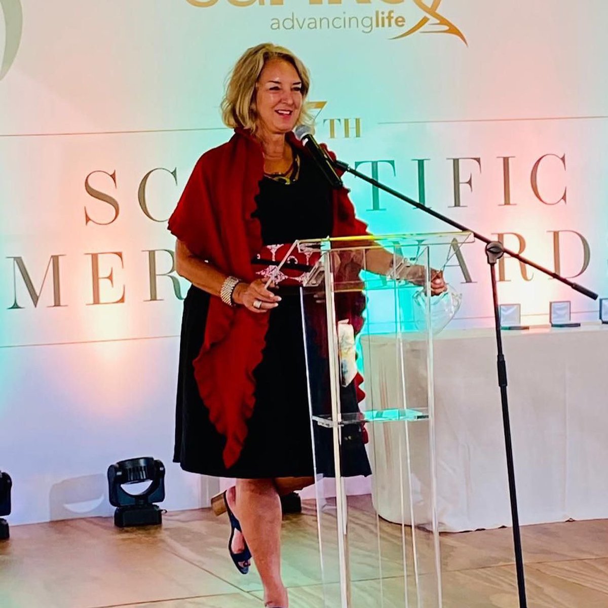 CHI_UCT's tweet photo. Congratulations to our director Prof Karen Sliwa who was awarded the GOLD AWARD for her outstanding lifetime scientific contribution to health research in South Africa from the South African Medical Research Council last night @Sliwa1Karen @MRCza @UCT_news #research #SouthAfrica https://t.co/pC9IGMexIH