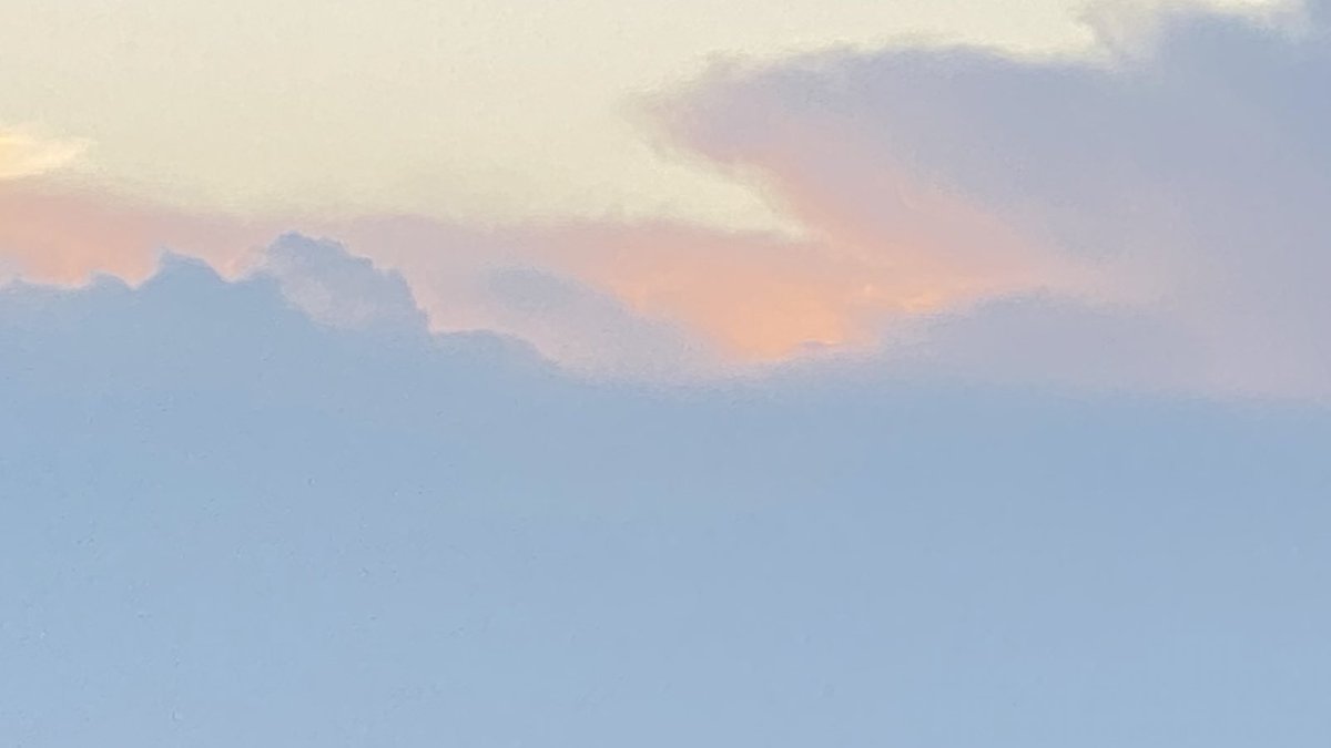 오늘 하늘  🍞🩰✿