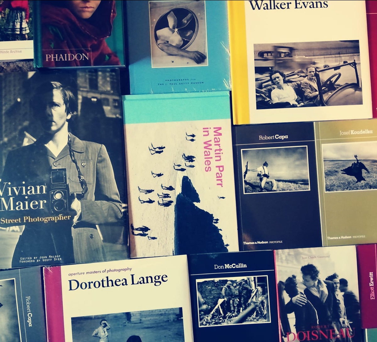 NEW DATE for our 4 Week Online, Interactive Photography Course: Understanding &amp; Exploring Images starting March 30th - Book Today 👍#onlinephotographycourse #photographyireland - mailchi.mp/dublinphotogra…