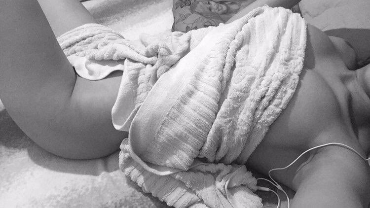 crazynanny11's tweet photo. Middle sister 🤍 #onlyfans #model #of #AdultWork #buyingcontent https://t.co/rjEGbpBy96