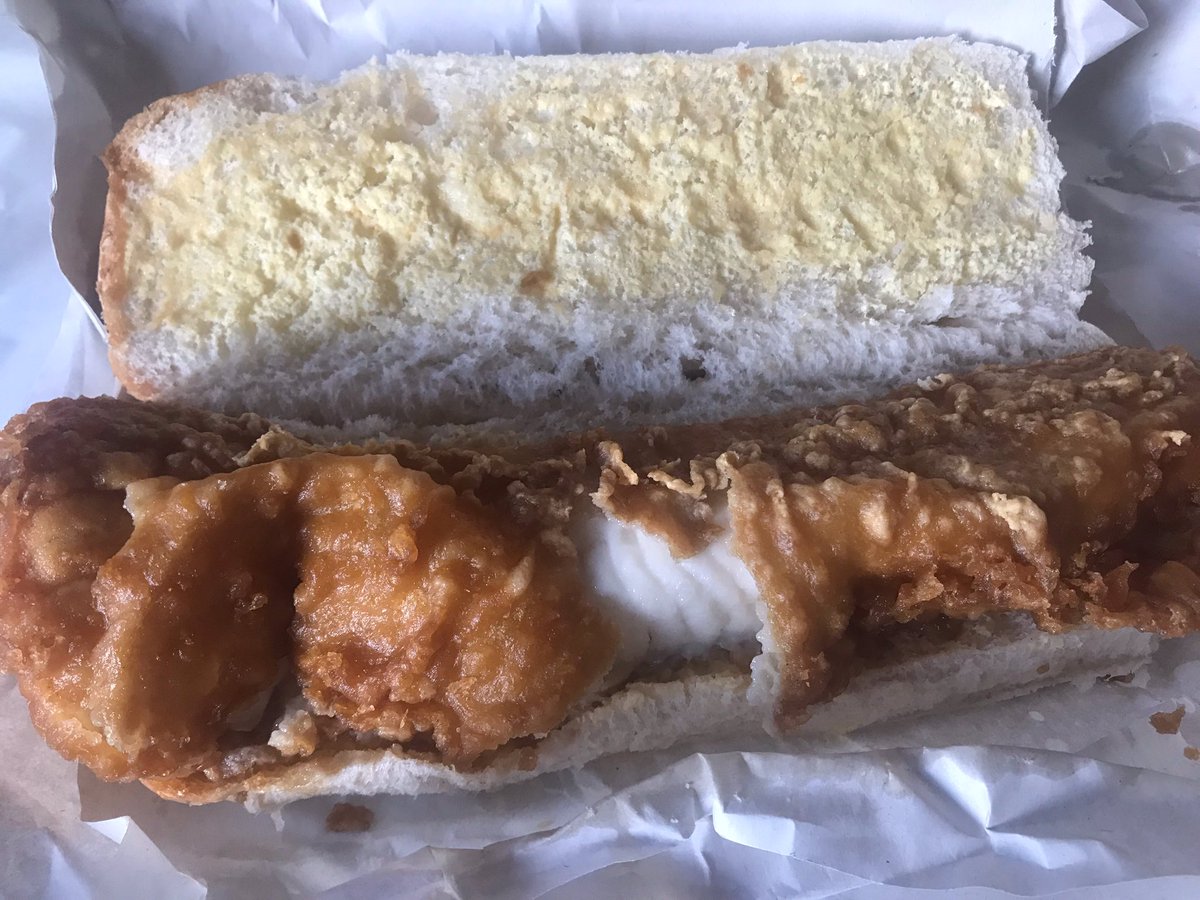 blokeonradio's tweet photo. So here it is....Merry Fishmas #fishbutty #chips #scraps https://t.co/Wg0lwUSJJj