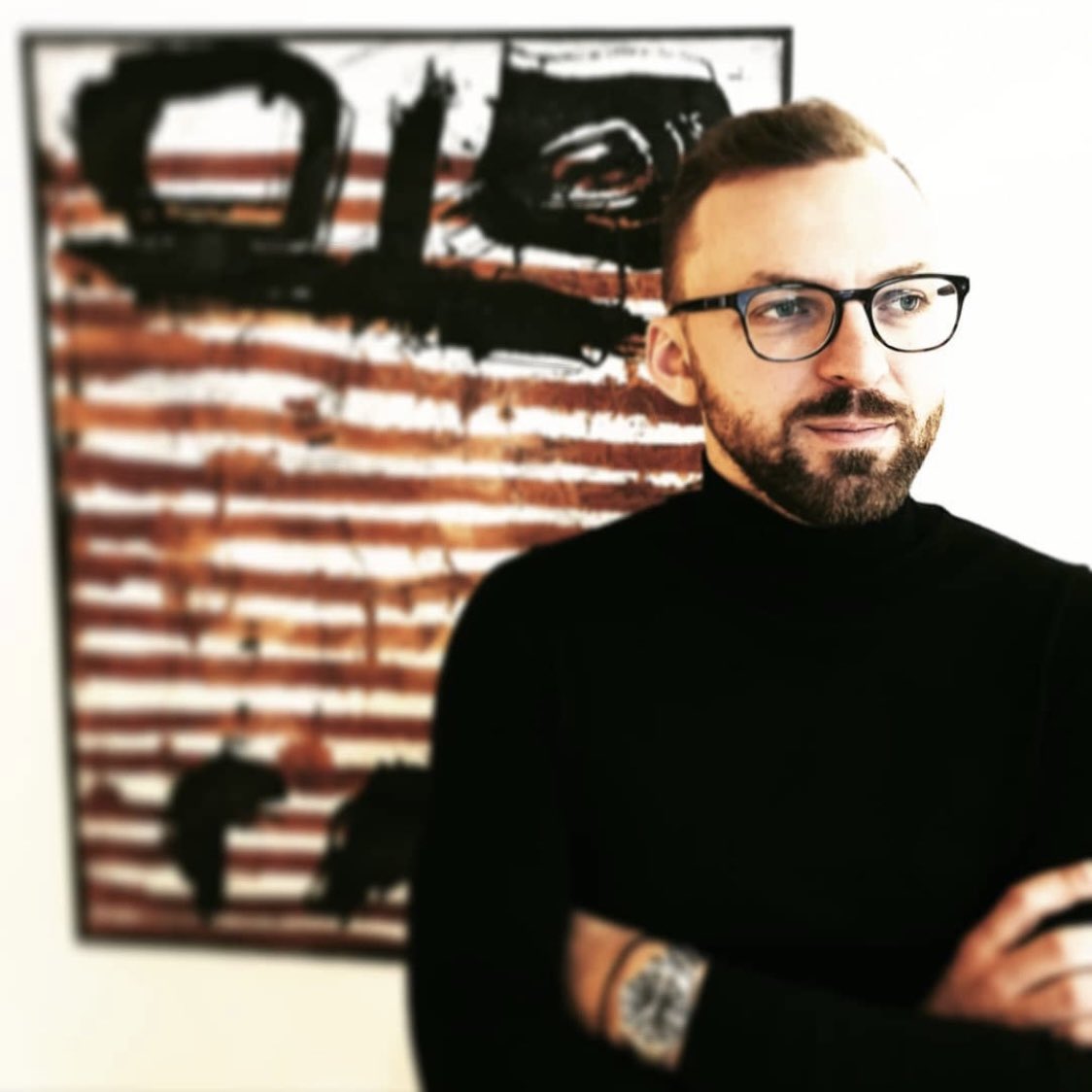 PatricPalm's tweet photo. Led by Edvin @favroapp have now assembled a star 🌟 team in Vilnius 🇱🇹 We have until now only been relying on no-touch product led growth and self-serve onboarding. Now we got our first sales team🚀 #agile #WFH #WFA @NordicMade #Uppsalatech #vilniustech https://t.co/yuuNWBibHI