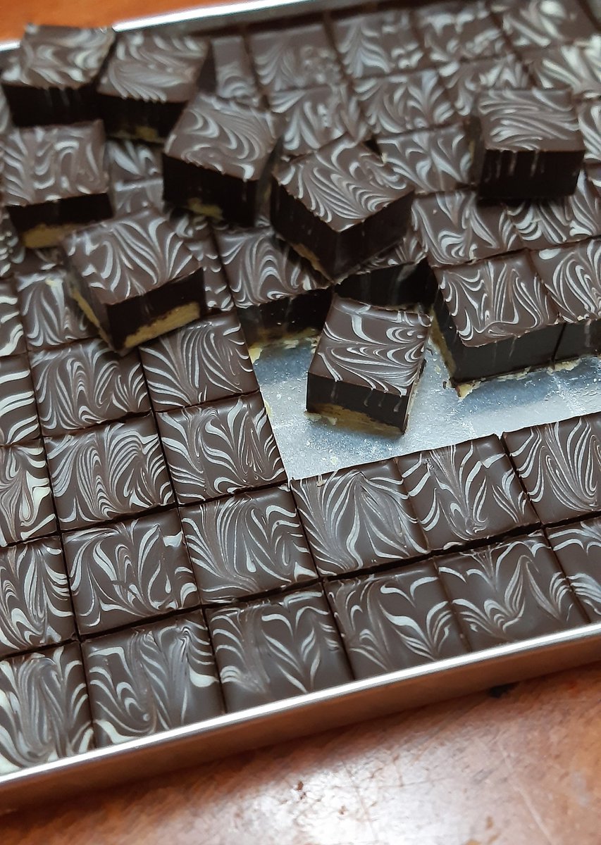 Sweet Kitchen V Twitter Biskut Raya Home Made Menggunakan Bahan2 Premium Dengan Harga Yang Berpatutan Tart Nenas Rm 18 Almond London Rm 15 Semperit Klasik Rm