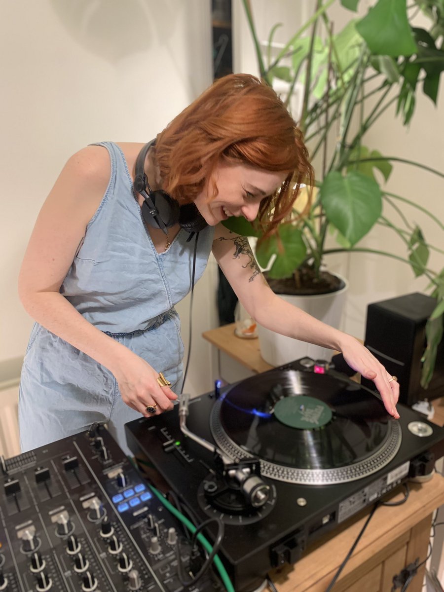 Tina Edwards tweet media