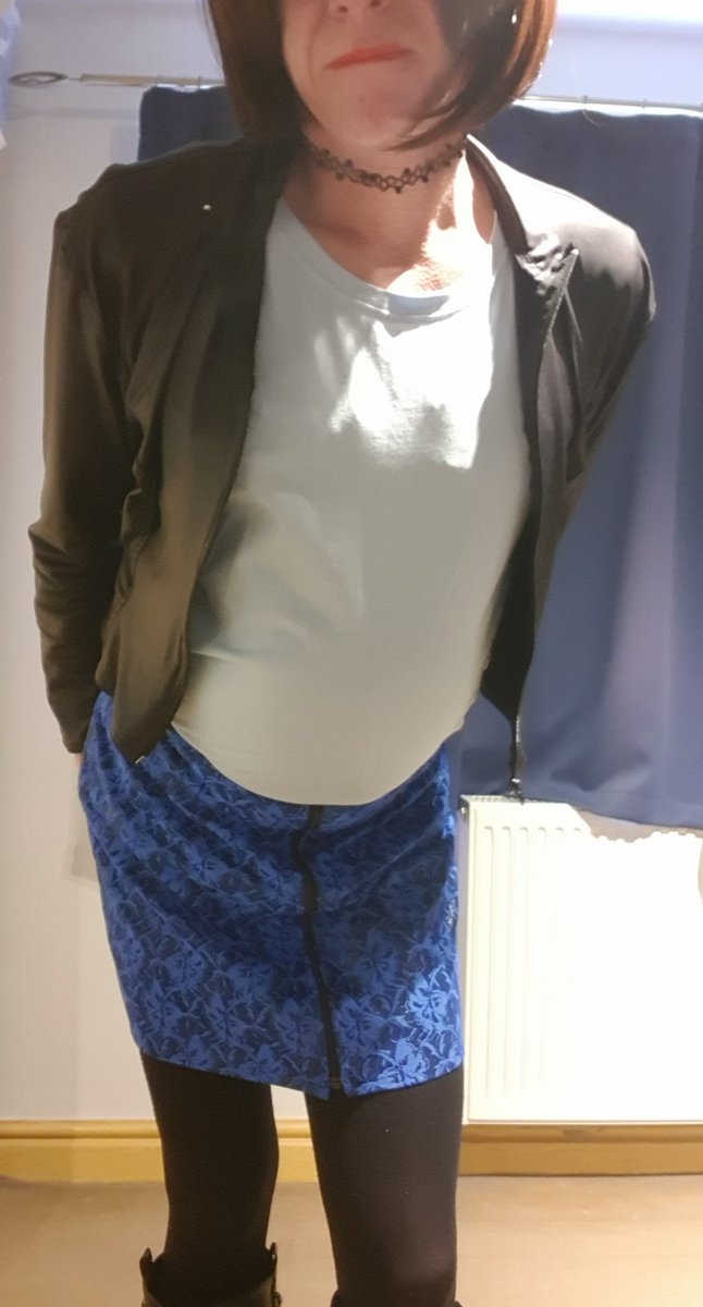 pvc_sandwich's tweet photo. #FeelGoodFriday #DressMeUp #KeepMeDressedUp Feels so good to be dressed up again 💞💃💞 https://t.co/hVBRK1EYjB