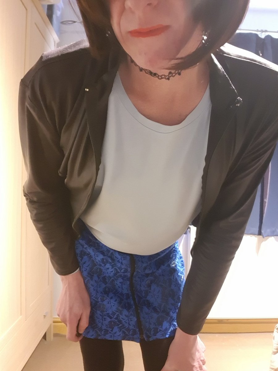 pvc_sandwich's tweet photo. #FeelGoodFriday #DressMeUp #KeepMeDressedUp Feels so good to be dressed up again 💞💃💞 https://t.co/hVBRK1EYjB