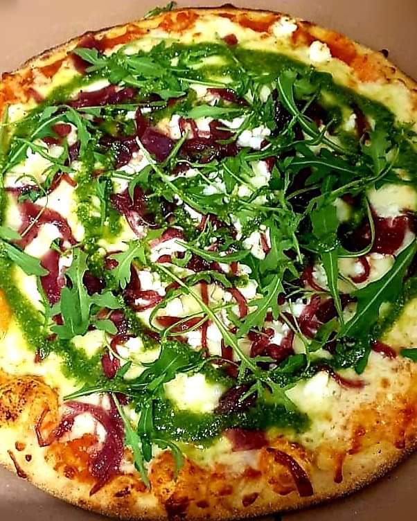 Bertha is fired up and ready for a busy weekend ahead! 🔥
Lots of orders already in for your weekend treats 😀
Click or call us now to place your order for collection up until 9pm tonight, between 4pm &amp; 9pm Saturday and between 12pm &amp; 4pm Sunday 📱
silverbirchhotel.order-now.menu/order?l=en#/re…