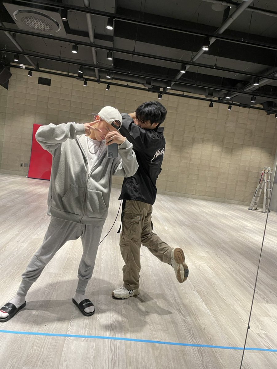 sohnthinks's tweet image. as a sunricer, bye 😁🤚