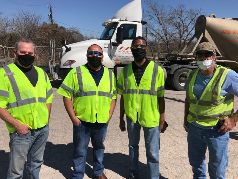 Drive4Modern's tweet photo. Our VP of Operations, Chris Gallowitz, has been visiting our Western Region terminals this week and spent some time with our amazing team in Waco, TX yesterday. Home Safe Tonight! https://t.co/G2GaGDp1Hp