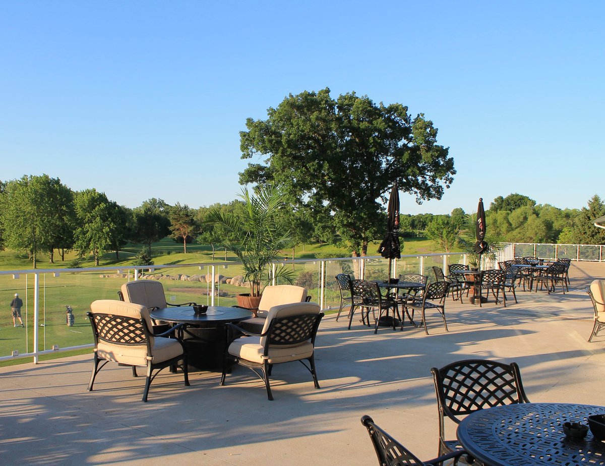 When our golf course opens up, so will the The Pub at Crystal Lake!
We can't wait to open our patio!
With the amazing weather to start the month, our fingers are crossed for a late March opening!  Stay tuned and stay sunny, Minnesota!
#lakeville #thepub #outdoorpatio https://t.co/fvUL2slsAu