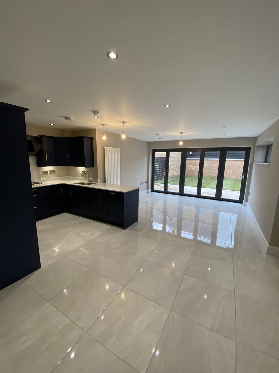 Our first new owners <a href="/Moira___One/">MoiraOne</a> moved in today, foundations were poured on this semi detached home in May 2020 - further completions are due pre Easter 🔑🏡🥂