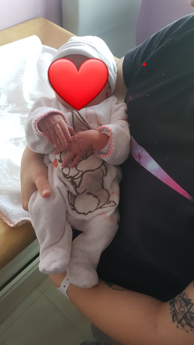 MoMaximee's tweet image. Voila ma petite princesse. Née jeudi 4 mars. La petite guerrière s&apos;appelle Arya. 😍🥰😘❤❤❤