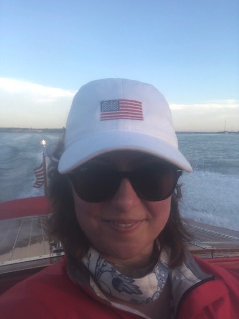 CburyAlums's tweet photo. Each month, the Society of Alumni Spotlight Series highlights a Saint who has stayed connected with Canterbury by volunteering, supporting, and representing the initiatives of the Society of Alumni. Click here to read about Emily Kloeblen ‘00! https://t.co/NTRkJvtDqA https://t.co/qOUuqGeFar