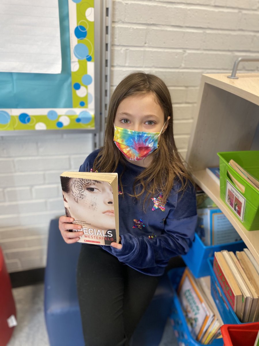 TPteachme's tweet photo. #wbsdREADS #sheikosharks School Spirit Day https://t.co/O22Uz591tZ
