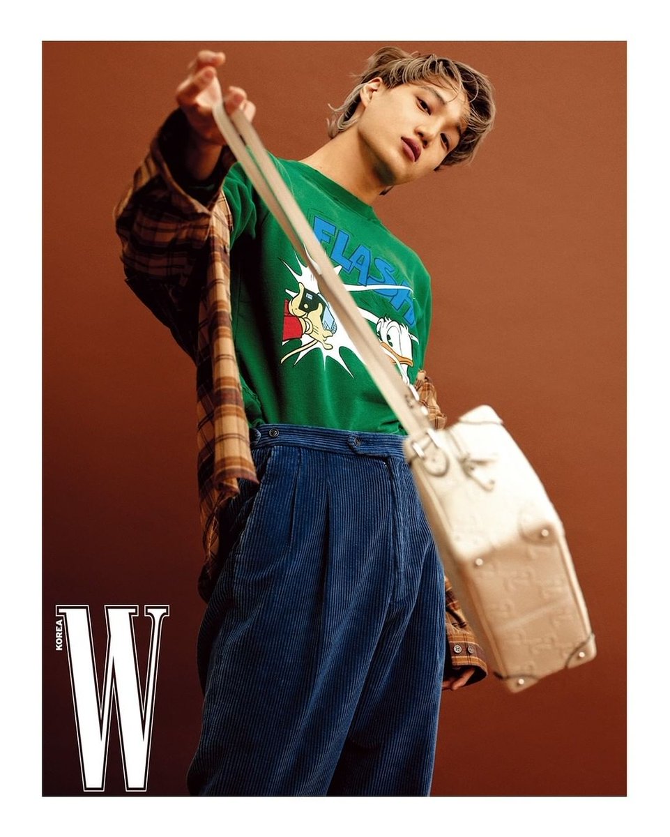 210305 gucci Instagram.

KAI recently appeared in the #KAIxGucci campaign, features in the latest wkorea issue wearing a #GucciEpilogue look styled with a GG embossed leather shoulder bag.

👉🏻 instagram.com/p/CMCbfninyxZ/
instagram.fkix2-1.fna.fbcdn.net/v/t51.2885-15/…

#EXO #엑소 #KAI #카이 
@weareoneEXO