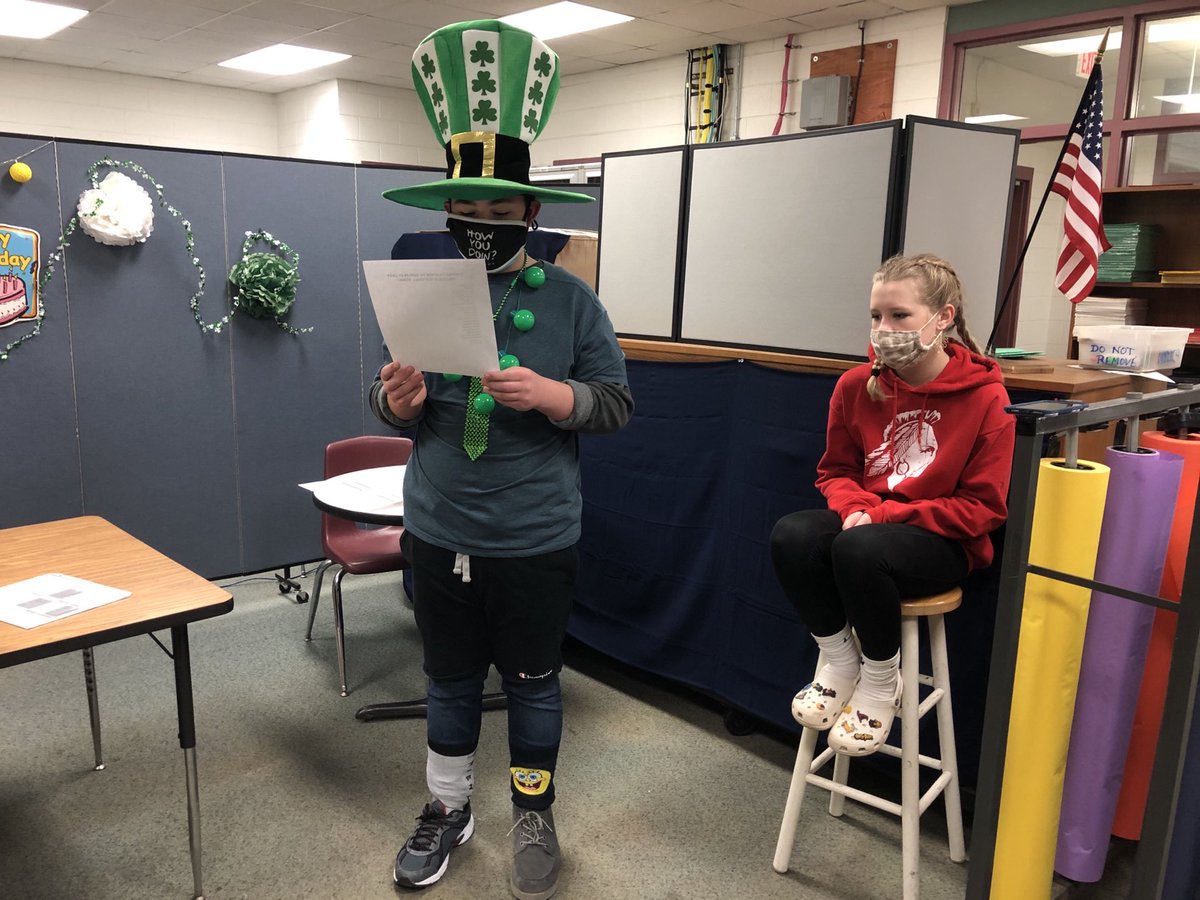 bms_media's tweet photo. Leapin’ leprechauns!  What a morning !!@belmontmiddle#gastonlibrarylife https://t.co/l9MP4QYQBr