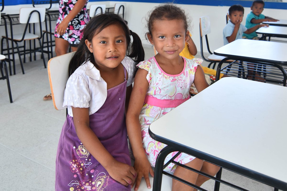 DefesaGovBr's tweet image. O #ProgramaCalhaNorte é um dos projetos sociais subordinados ao Ministério da Defesa. Atualmente, as ações abrangem 442 municípios de 10 estados da federação, além de beneficiar 85% da população indígena brasileira.