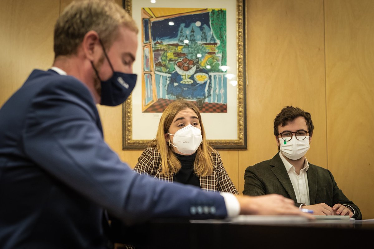 Ayer en las Jornadas Parlamentarias con la Comunidad Educativa de <a href="/GPPopular/">Grupo Popular Congreso</a>

Siempre es un placer defender visibilizar a los estudiantes y desde <a href="/CANAE/">CANAE</a> llevamos años trabajando con todos los Grupos Parlamentarios para ello.

Gracias especialmente a <a href="/OscarClavell/">Óscar Clavell 🇪🇸</a> y <a href="/DiezMoneo/">💚💚💚SANDRA MONEO DIEZ💚💚💚</a>