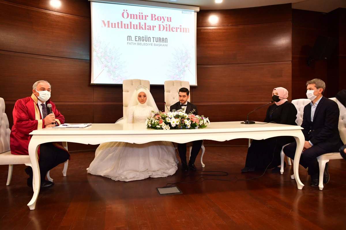 MErgun_Turan's tweet photo. Nurşen Akaslan ve Muhammed Yasir Yıldırım kardeşlerimizin nikah akdini gerçekleştirdik.

Allah mesut etsin inşallah. https://t.co/3mowNxCljy
