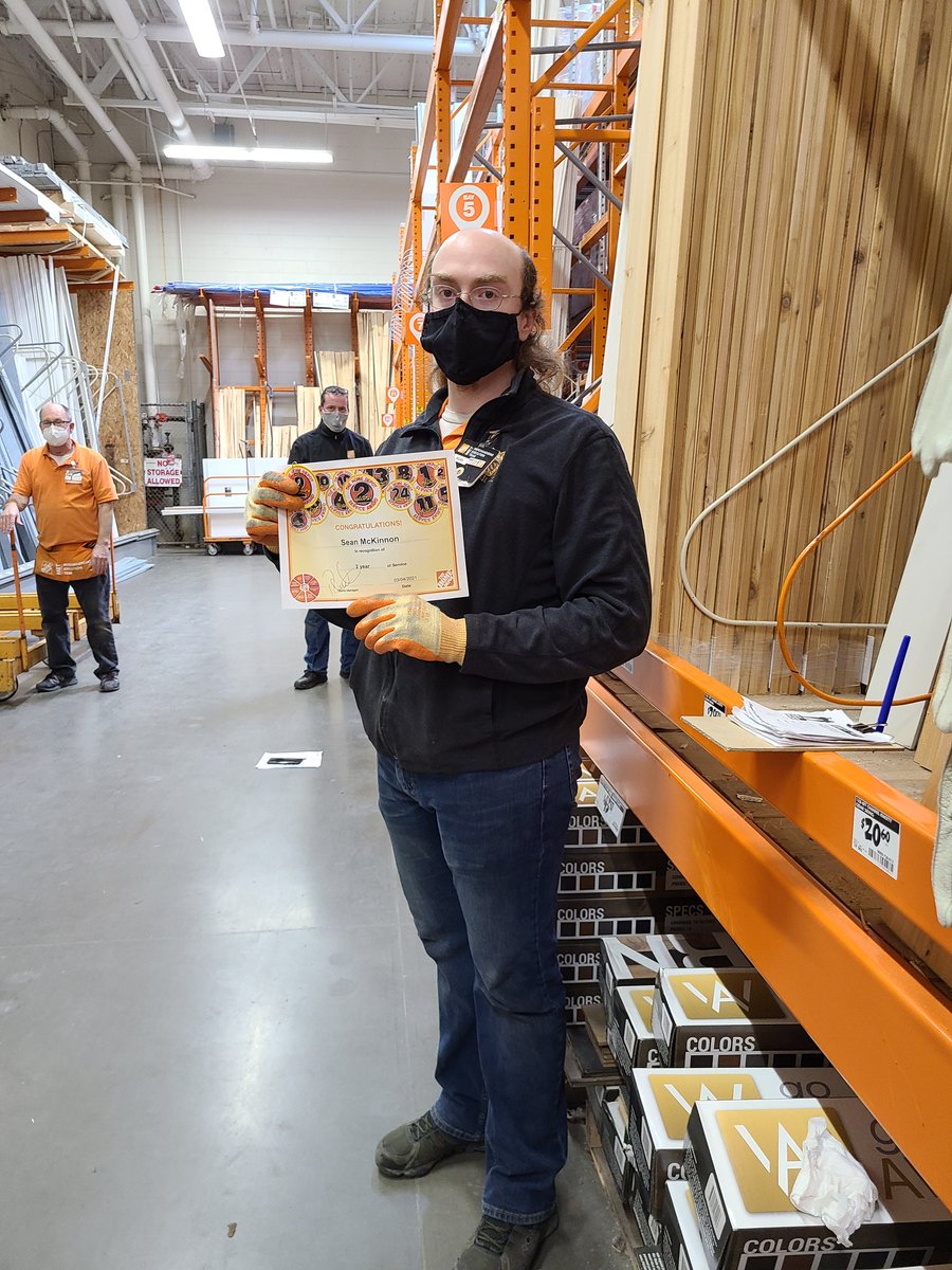 Sandy (@sandys_hd) on Twitter photo Celebrating 2 years with the MET team at 4040. 
Thank you Sean and Kris for everything you both bring to the TEAM. 
<a href="/RLM4040/">Robert</a> <a href="/KHahmeyer/">Kaileb Hahmeyer</a> @hdrharv <a href="/MattClarkeTHD/">Matt Clarke</a> <a href="/cayselahrman/">CayseLahrman</a> <a href="/Bendotts/">Ben Dotts</a> @jessica_witte_ Celebrating 2 years with the MET team at 4040. 
Thank you Sean and Kris for everything you both bring to the TEAM. 
<a href="/RLM4040/">Robert</a> <a href="/KHahmeyer/">Kaileb Hahmeyer</a> @hdrharv <a href="/MattClarkeTHD/">Matt Clarke</a> <a href="/cayselahrman/">CayseLahrman</a> <a href="/Bendotts/">Ben Dotts</a> @jessica_witte_