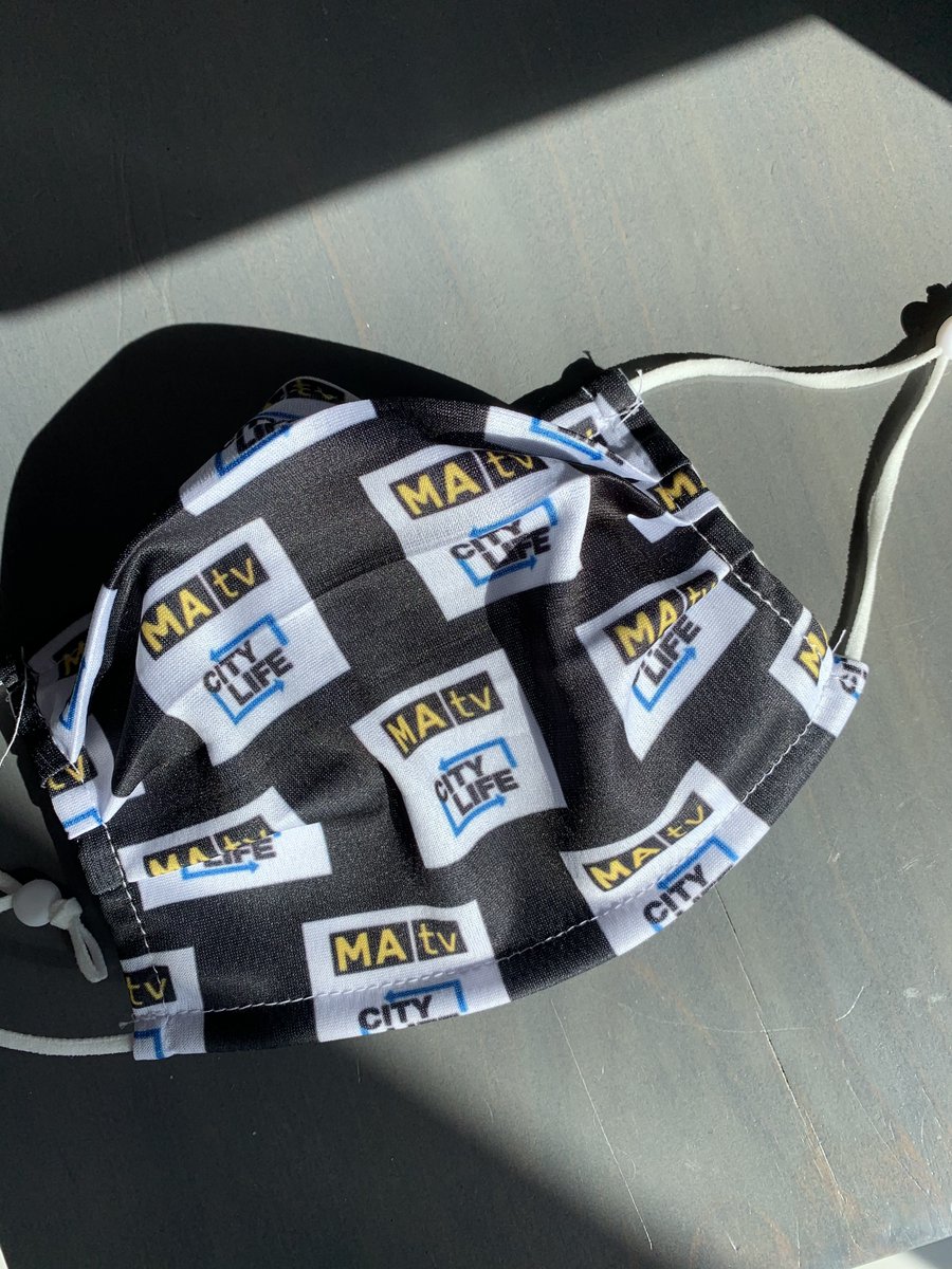 Dagenator's tweet image. I like it - a #CityLifeMtl mask, with filter! #masking #distancing #handwashing #protocols