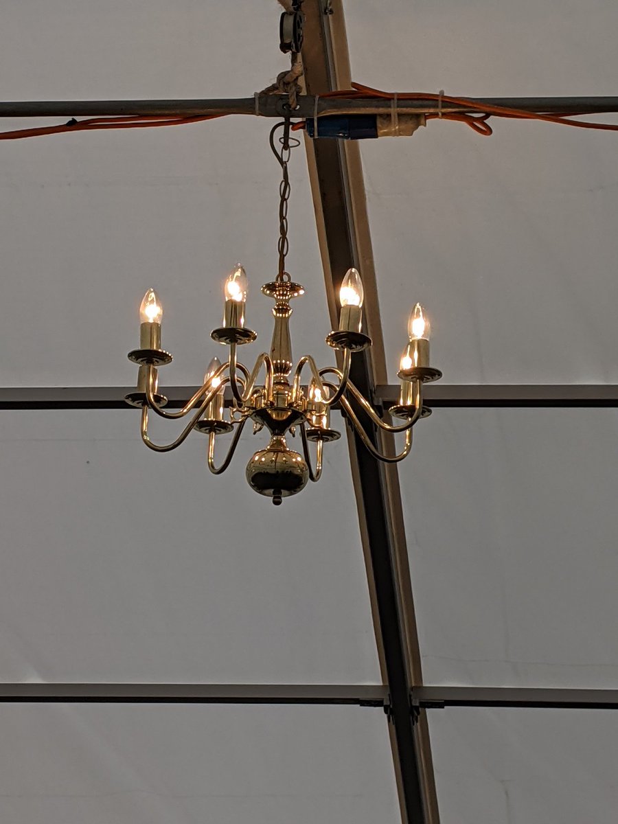 Hilary Scott tweet media