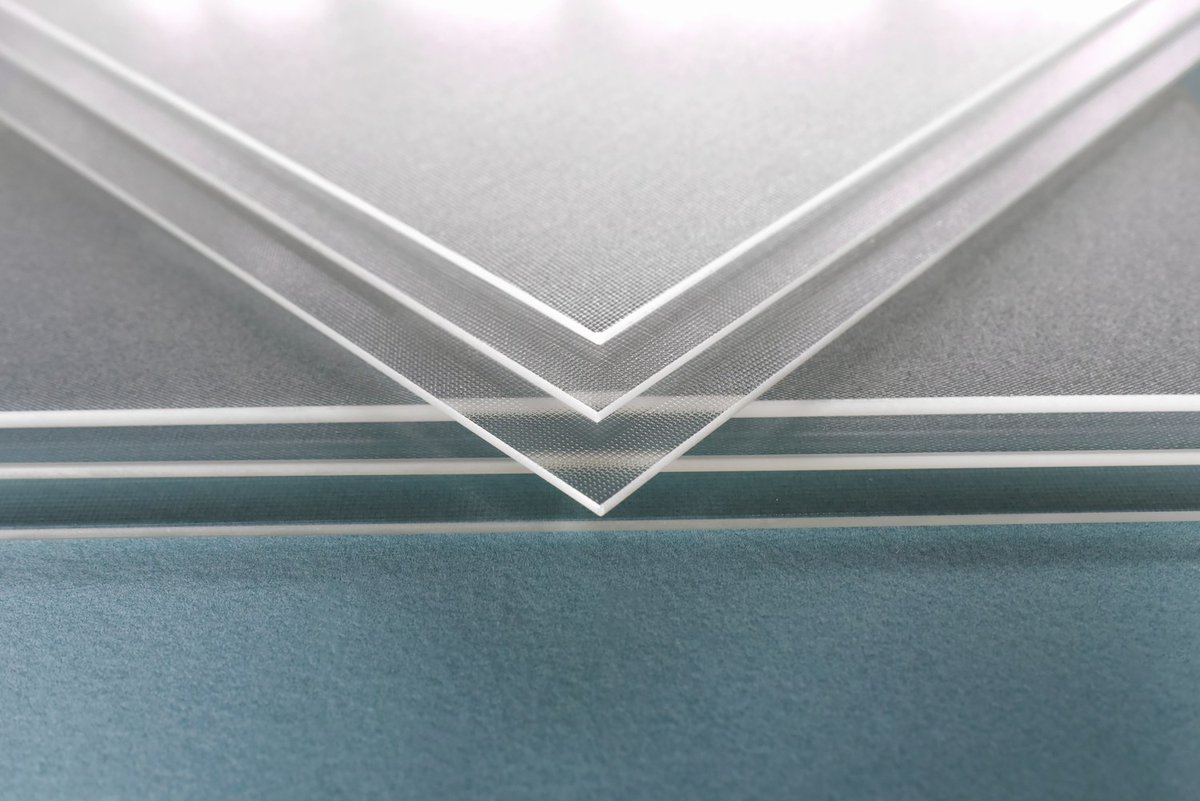 richenglass's tweet photo. Our 3.2mm solar panel tempered PV Glass/solar glass/low iron glass for PV modules.
#PVglass #photovoltaic #solarglass #temperedglass #lowironglass #ARglass #matglass #ARcoating #ultraclearglass #non-temperedglass #BIPV #PVmodules #toughenedglass #satinglass #laminatedglass https://t.co/eA0H8YK3p9