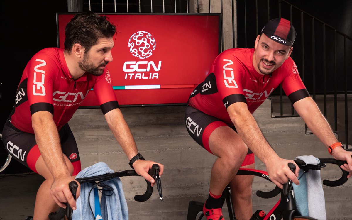 gcnItalia's tweet photo. Quanti allenamenti avete fatto questa settimana?โ
โ
Per chi si allena indoor vi ricordiamo la playlist con i nostri video su GCN Italia.
https://t.co/LL23QKCUqH
โ
#ciclismo #ciclista #cyclers #cycling #bike #gcnitalia #gcntraining https://t.co/iXWKeZZwwN