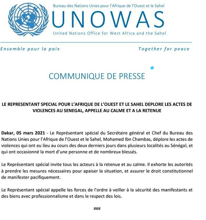Oumyregina's tweet photo. *🔴 Situation au Sénégal: Les nations unies réagissent..."* Il exhorte les autorités à prendre les mesures nécessaires pour apaiser la situation  et assurer le droit constitutionnel de manifester pacifiquement" *#MID🇸🇳*
#Kebetu
#FreeSenegal 
#AarSunuDémocratie https://t.co/4LHAZ8Ues3